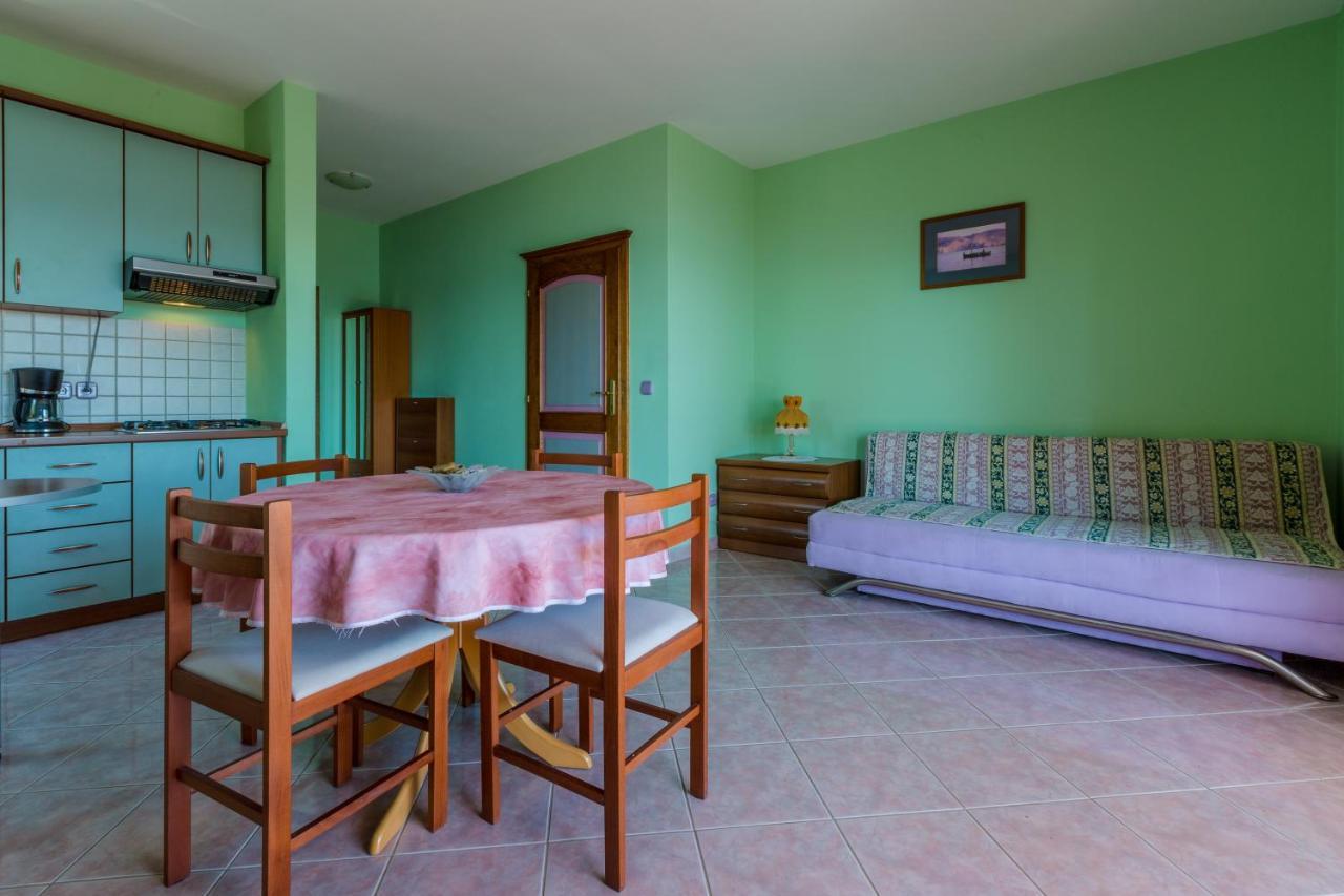Apartmani Rino Dramalj Bagian luar foto