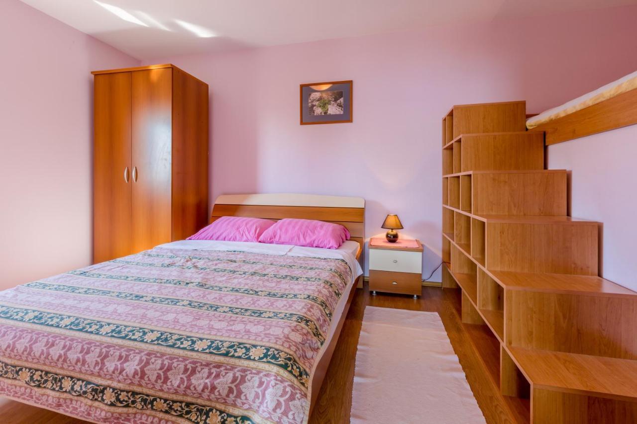 Apartmani Rino Dramalj Bagian luar foto