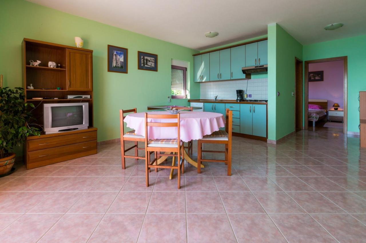 Apartmani Rino Dramalj Bagian luar foto
