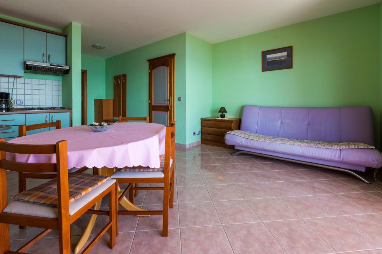 Apartmani Rino Dramalj Bagian luar foto