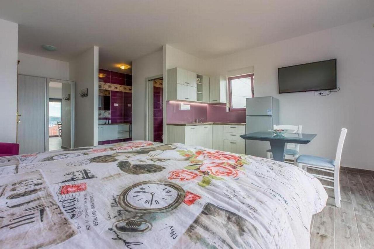 Apartmani Rino Dramalj Bagian luar foto