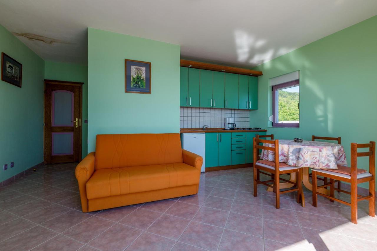 Apartmani Rino Dramalj Bagian luar foto